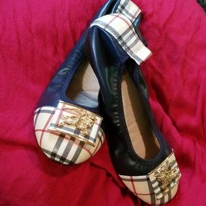 BURBERRY BALLET FLATS NAVY BLUE